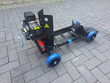 Laden Sie das Bild in den Galerie-Viewer, E-MC Selfloader BIG BIKE+Trike mit integrierter E-Seilwinde+Akku